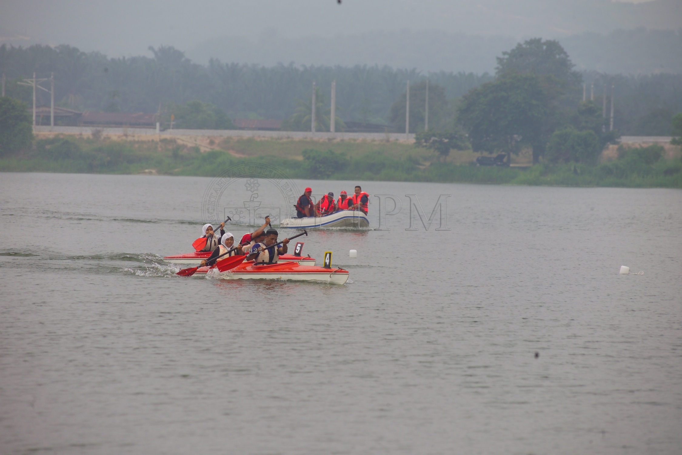 PTPM 05 13 kayak D8XZ8683